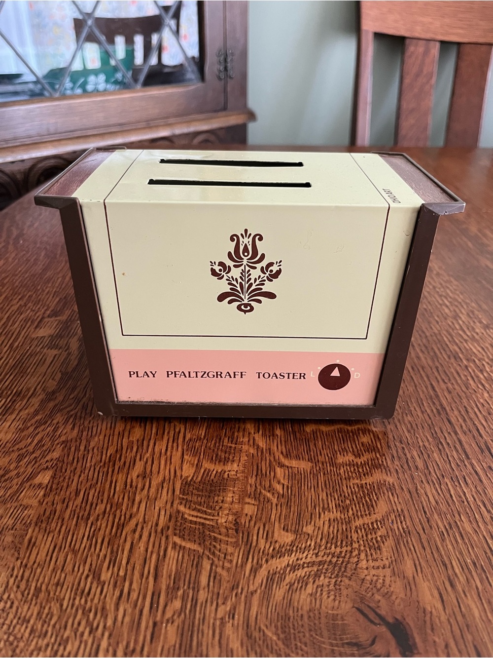 Vintage Play Pfaltzgraff Display Toaster
